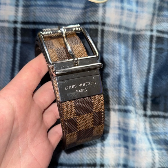 LOUIS VUITTON Reversible Leather Belt M9154 - Picture 2 of 7
